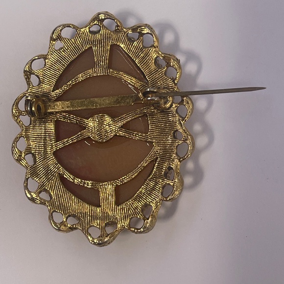 Antique cameo brooch pin vintage gold red porcelain - Picture 4 of 8